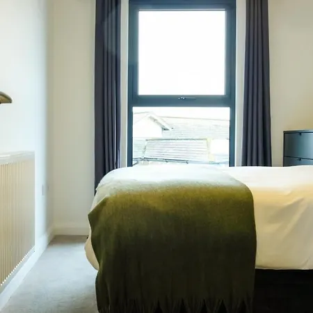 Hotwells Flat 8- Hopewell *