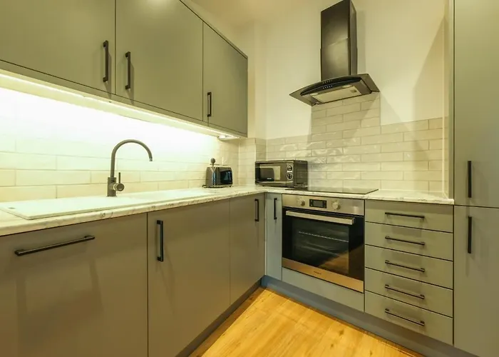 Апартаменти Hotwells Flat 8- Hopewell *